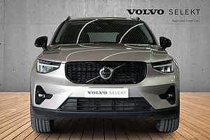 Volvo  XC40 Ultimate, B5 Mild Hybrid, Petrol, Dark